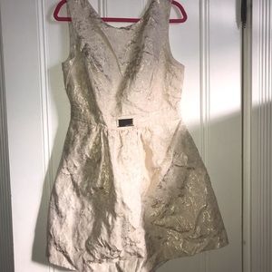 J•Lo Rétro Cocktail Dress